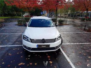 Volkswagen Passat Variant 2.0 Tdi 140 Advance Bmotion Tech