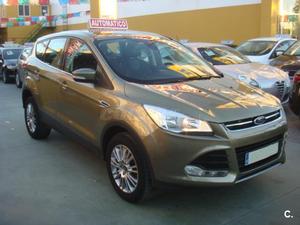 FORD Kuga 2.0 TDCi x4 Titanium Powershift 5p.