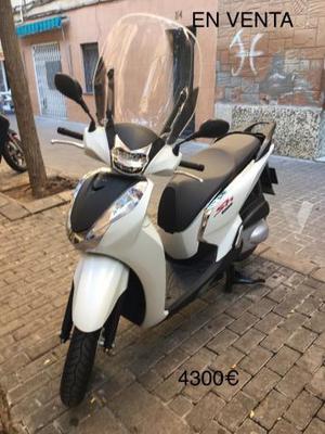 HONDA SCOOPY SH300i TopBox (modelo actual) -16