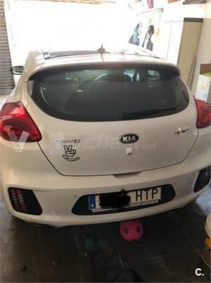 Kia Pro_cee'd 1.6 Tgdi Gt 3p. -13