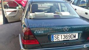 MERCEDES-BENZ Clase C C 180 ELEGANCE 4p.