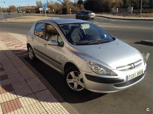 Peugeot  Hdi 110 Xs 5p. -02