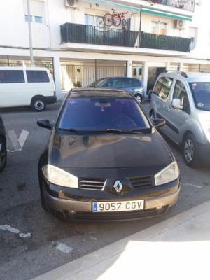 RENAULT Mégane CONFORT DYNAMIQUE 1.9DCI -04