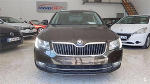 SKODA Superb Combi 2.0 TDI CR 140cv Ambition 5p.