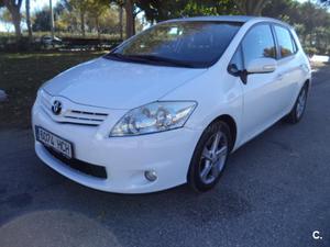 TOYOTA Auris 2.0 D4D DPF Advance 5p.