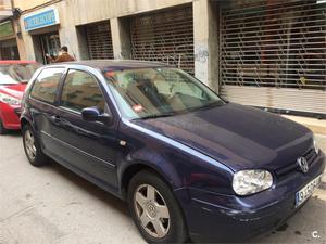 VOLKSWAGEN Golf 1.6 HIGHLINE 3p.