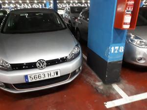 VOLKSWAGEN Golf 1.6 TDI 105 DSG Advance BMotion Tech -12