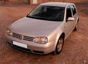 VOLKSWAGEN Golf 1.9 TDI CONCEPTLINE 5p.