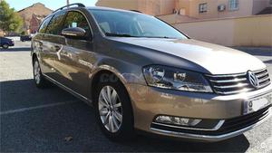 VOLKSWAGEN Passat Variant 1.6 TDI 105 Advance BMotion Tech