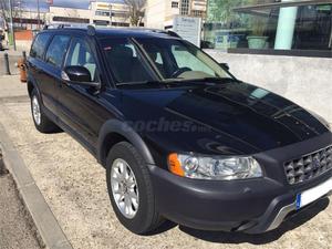 VOLVO XC70 D5 Momentum Auto 5p.