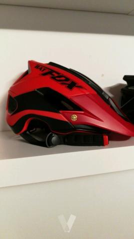 casco FOX