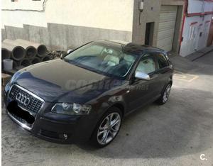 AUDI A3 2.0 FSI AMBIENTE 3p.