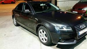 AUDI A4 2.0 TDI 143cv multitronic DPF 4p.