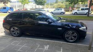 BMW Serie d xDrive Touring -11