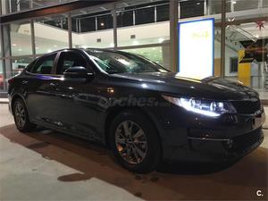 KIA Optima 1.7 CRDi VGT 141CV Concept EcoDynamics 4p.