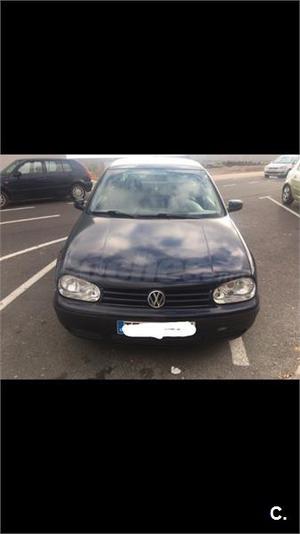 VOLKSWAGEN Golf 1.6 CONCEPTLINE 3p.