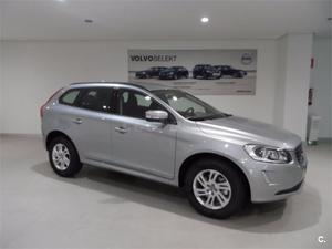 VOLVO XC D3 Momentum Auto 5p.