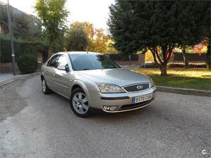 FORD Mondeo 2.0i 16v Ghia 4p.