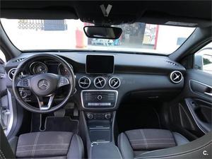 Mercedes-benz Clase A A 200 D Urban 5p. -16