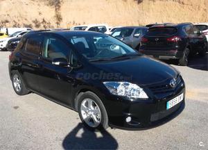 TOYOTA Auris 2.0 D4D Advance 5p.