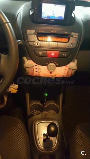 TOYOTA Aygo 1.0 VVTi Connect 5p.