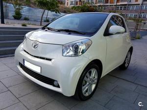 TOYOTA iQ iQ Stop Start 3p.