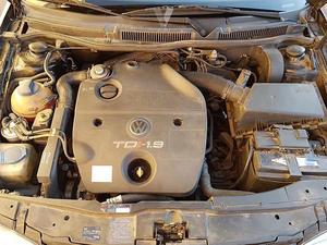 VOLKSWAGEN Golf 1.9 TDi 25 Aniversario 110CV -00