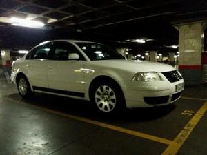 VOLKSWAGEN Passat 1.9 TDi 130CV Comfortline -02