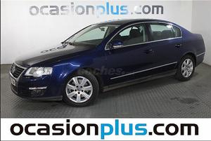 VOLKSWAGEN Passat 2.0 TDI 140cv Sportline DSG 4p.