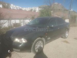 AUDI A4 2.6 AVANT 5p.