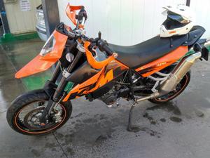 KTM 690 SUPERMOTO (