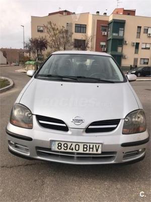 Nissan Almera Tino 2.2di Mar 5p. -02