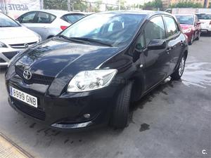 TOYOTA Auris 1.6 VVTi Active 5p.