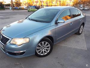 VOLKSWAGEN Passat 2.0 TDI 140cv Advance DSG 4p.