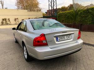 VOLVO S80 D5 Executive -04