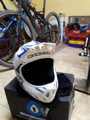 Casco Sixsixone