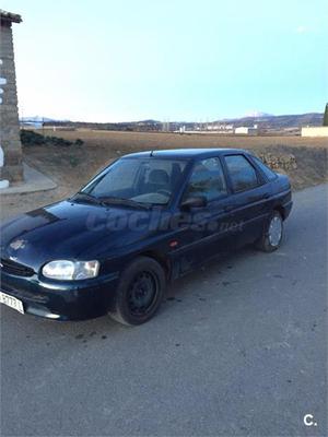 FORD Escort ESCORT 1.8 D CLX 5p.