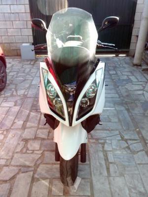 KYMCO Super Dink 300I ABS (modelo actual) -13