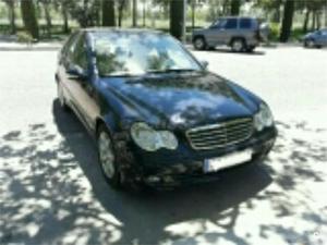 MERCEDES-BENZ Clase C C 200 CDI CLASSIC 4p.