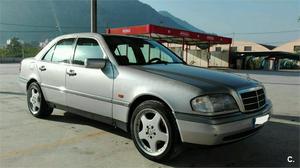 MERCEDES-BENZ Clase C C 250D ELEGANCE 4p.