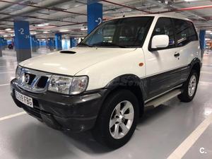 NISSAN Terrano 2.7 TDi Comfort Plus 3p 3p.