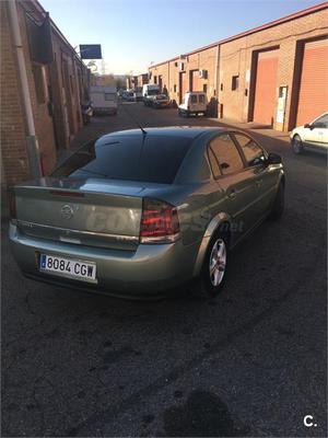 OPEL Vectra Club 2.0 DTI 16v 4p.