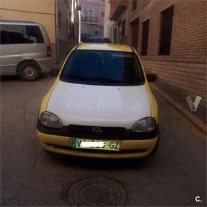 Opel Corsa Comfort v 5p. -00
