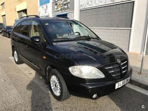 Ssangyong Rodius 270xdi 5p. -06