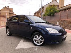 TOYOTA Corolla 2.0 D4D Linea Sol -02