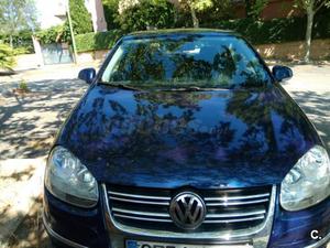 VOLKSWAGEN Jetta 1.6 TDI 105cv Edition 4p.