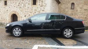 Volkswagen Passat 2.0 Tdi 140cv Dpf Highline 4p. -06