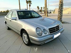 Mercedes-benz Clase E E 200 Classic 4p. -98