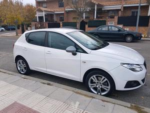 SEAT Ibiza ST 1.6 TDI 105cv Copa DPF -11