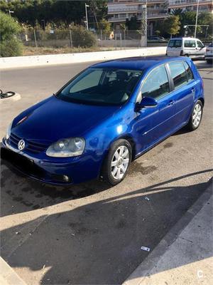 VOLKSWAGEN Golf 1.6 HIGHLINE 5p.